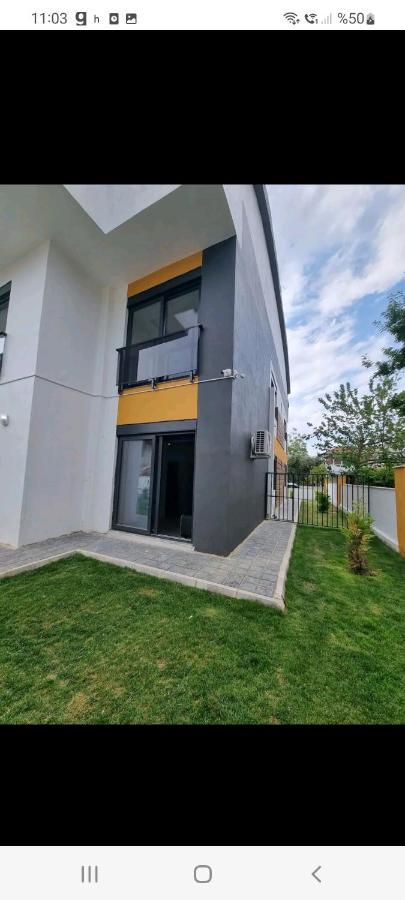 Aloha Airport Guest Home Altinkum  Exterior foto